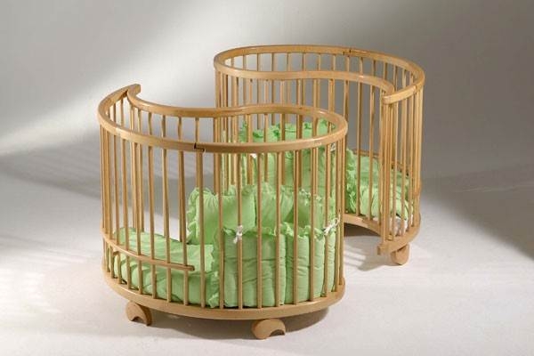 Twin cots