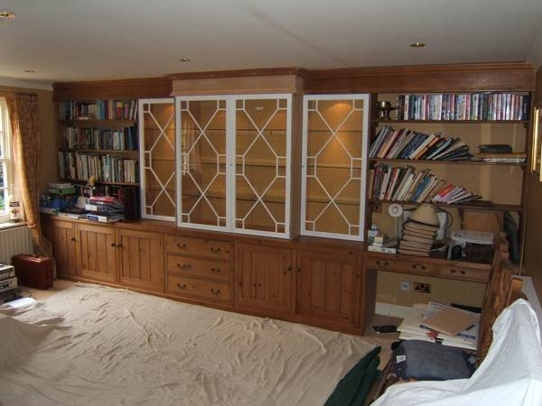 Customers bookcase during alteration