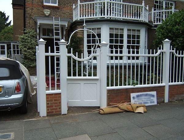 Bedford park fence and gate